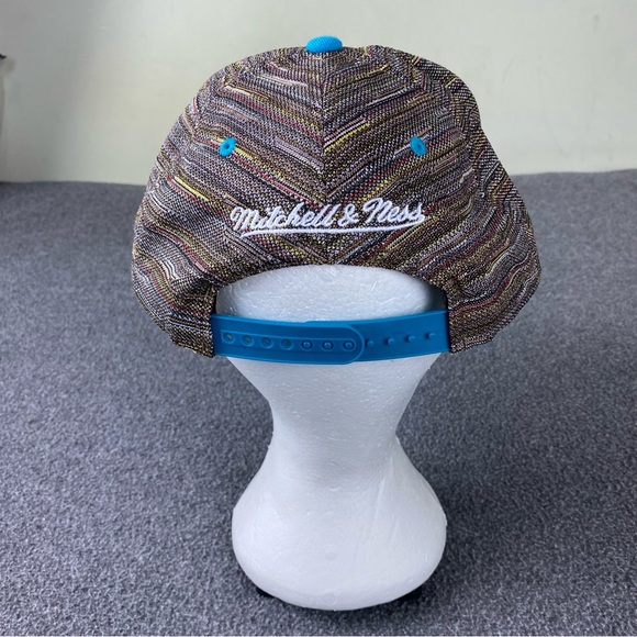 Mitchell & Ness Vancouver Grizzlies NBA Basketball Snapback Hat Multicoloured - Picture 3 of 10